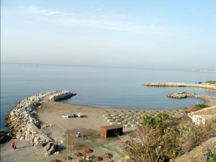 Espectacular Apartamento En Primera Linea De Playa Benalmádena Dış mekan fotoğraf