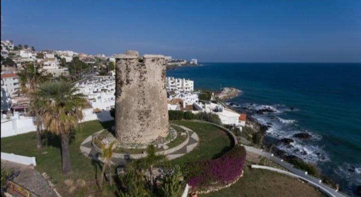 Espectacular Apartamento En Primera Linea De Playa Benalmádena Dış mekan fotoğraf